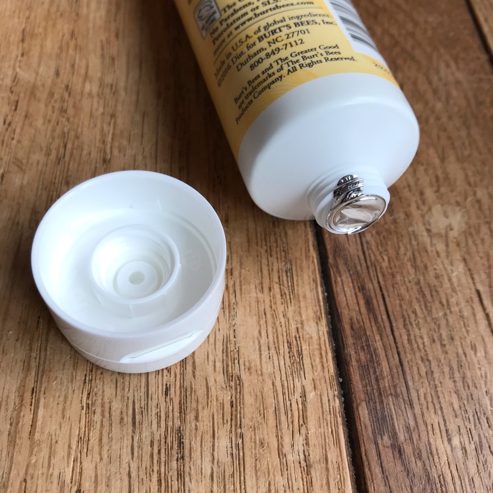 NIP Burt’s Bees Peppermint Foot Lotion *P5 - Picture 7 of 7